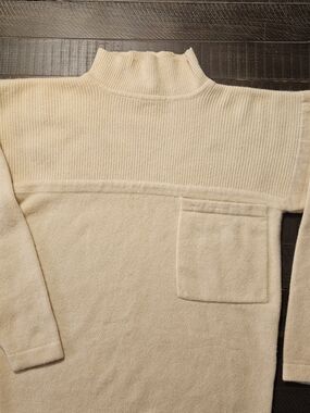 NWOT Simplice 100% Cashmere Turtleneck Sweater with Front Patch Pocket PS